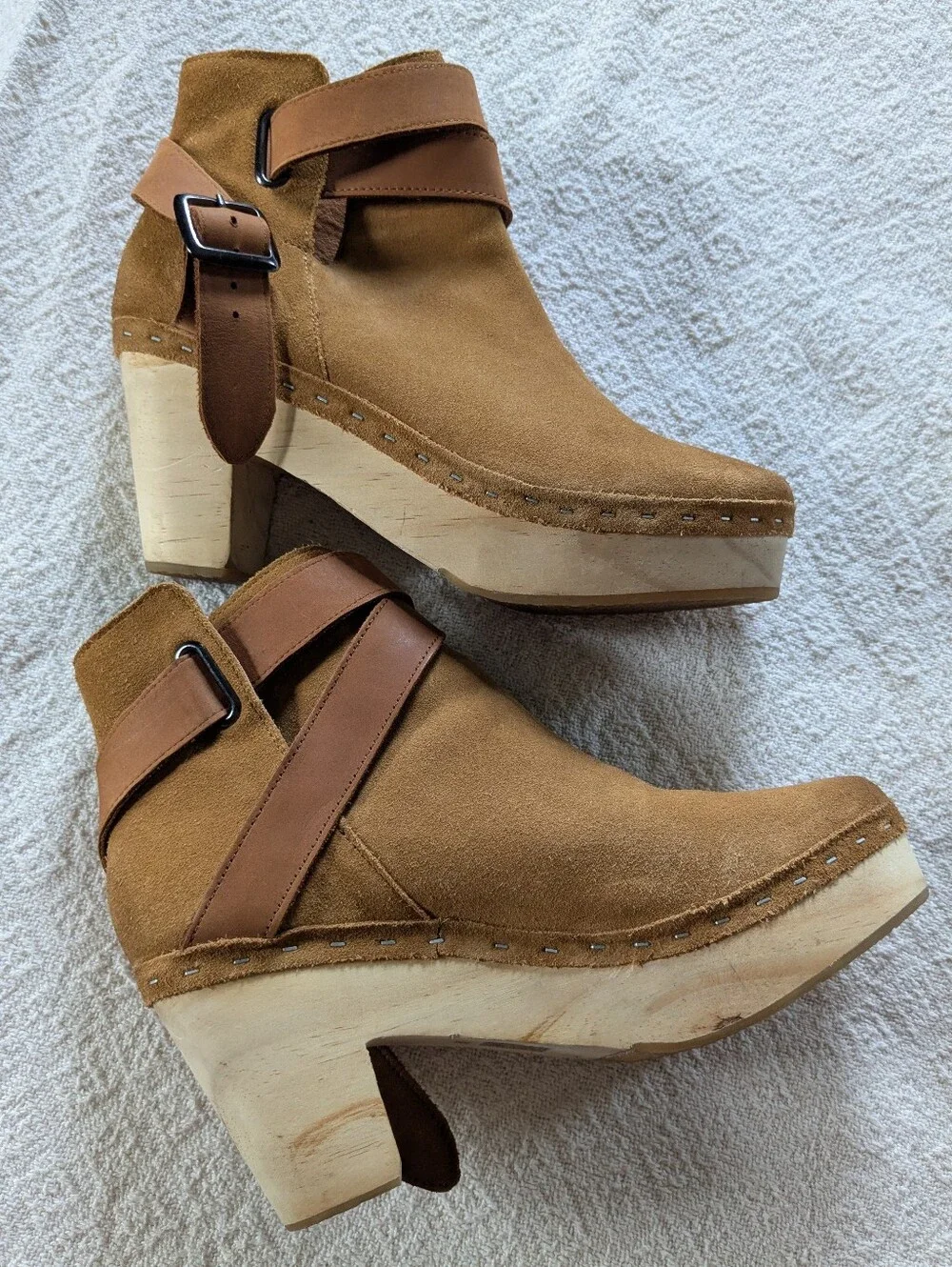 Free People Bungalow Wooden Clog Ankle Boot Strap Suede Sand Sz 39